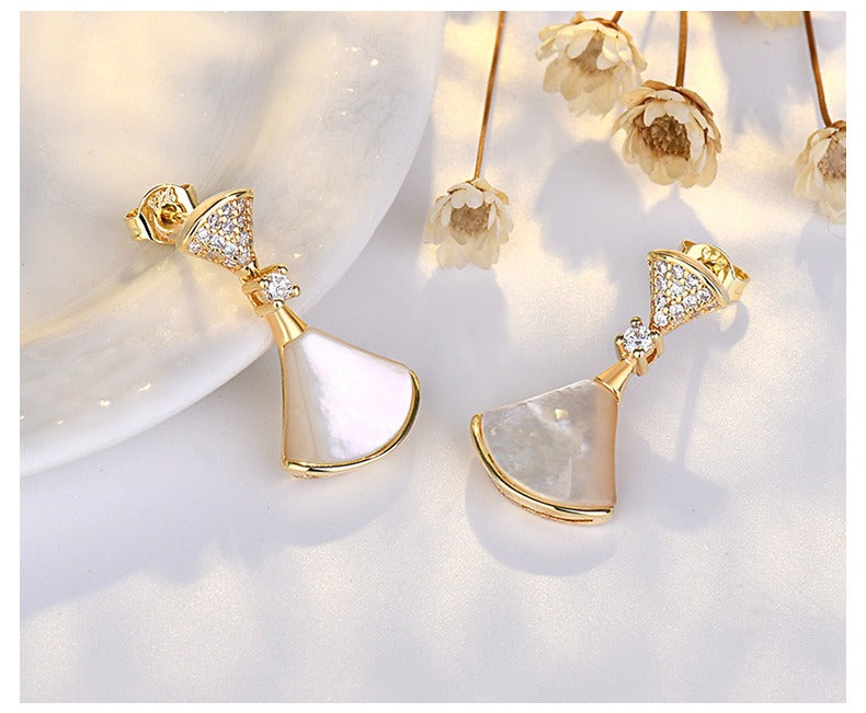 S925 Sterling silver 18K Gold Plate earrings fan-shaped Fritillaria red agate mini skirt earring hypoallergenic ear stud