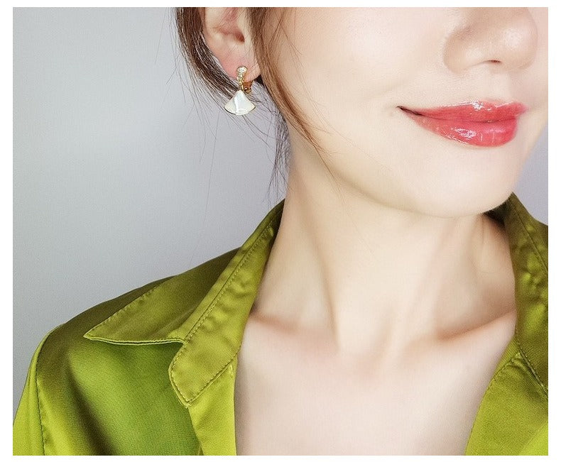 S925 Sterling silver 18K Gold Plate earrings fan-shaped Fritillaria red agate mini skirt earring hypoallergenic ear stud