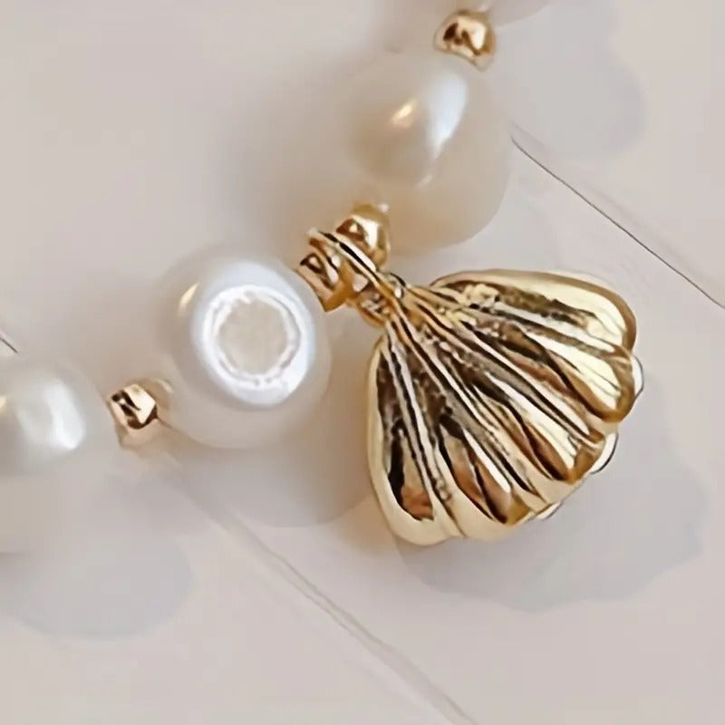 Adjustable Golden Shell Charm Pearl Bracelet 7 - 8mm