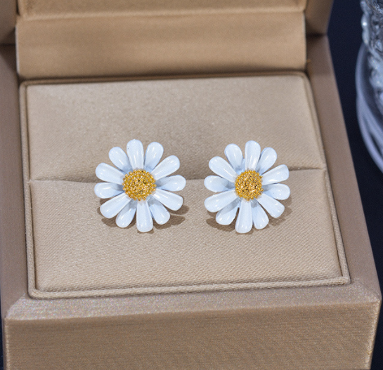 Small daisy flower earrings earrings ring bracelet necklace