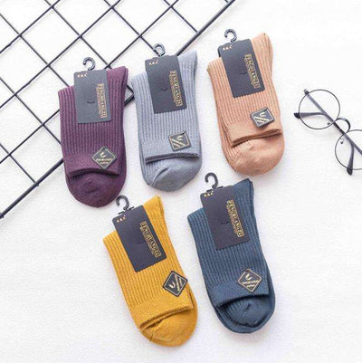 Socks men's autumn and winter new double needle Solid Color Japanese retro couple medium tube cotton socks