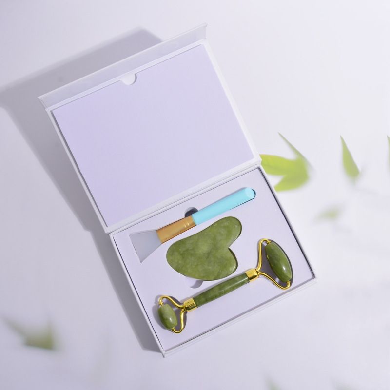 Jade Roller & Gua Sha Set Face Roller and Gua Sha Facial Tools for Skin Care Routine and Puffiness-Green